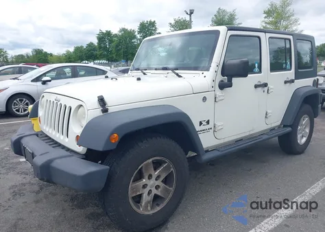 2008 Jeep Wrangler Unlimited X z USA, uszkodzony, nr VIN 1J4GA39188L584256